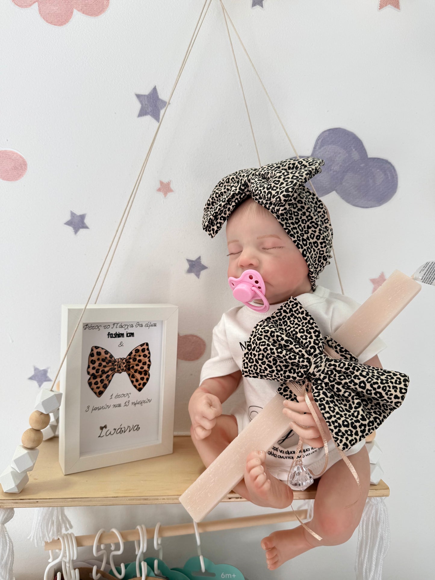 Αρωματική λαμπάδα animal print bow με καδρακι με τα στοιχεία του μωρου